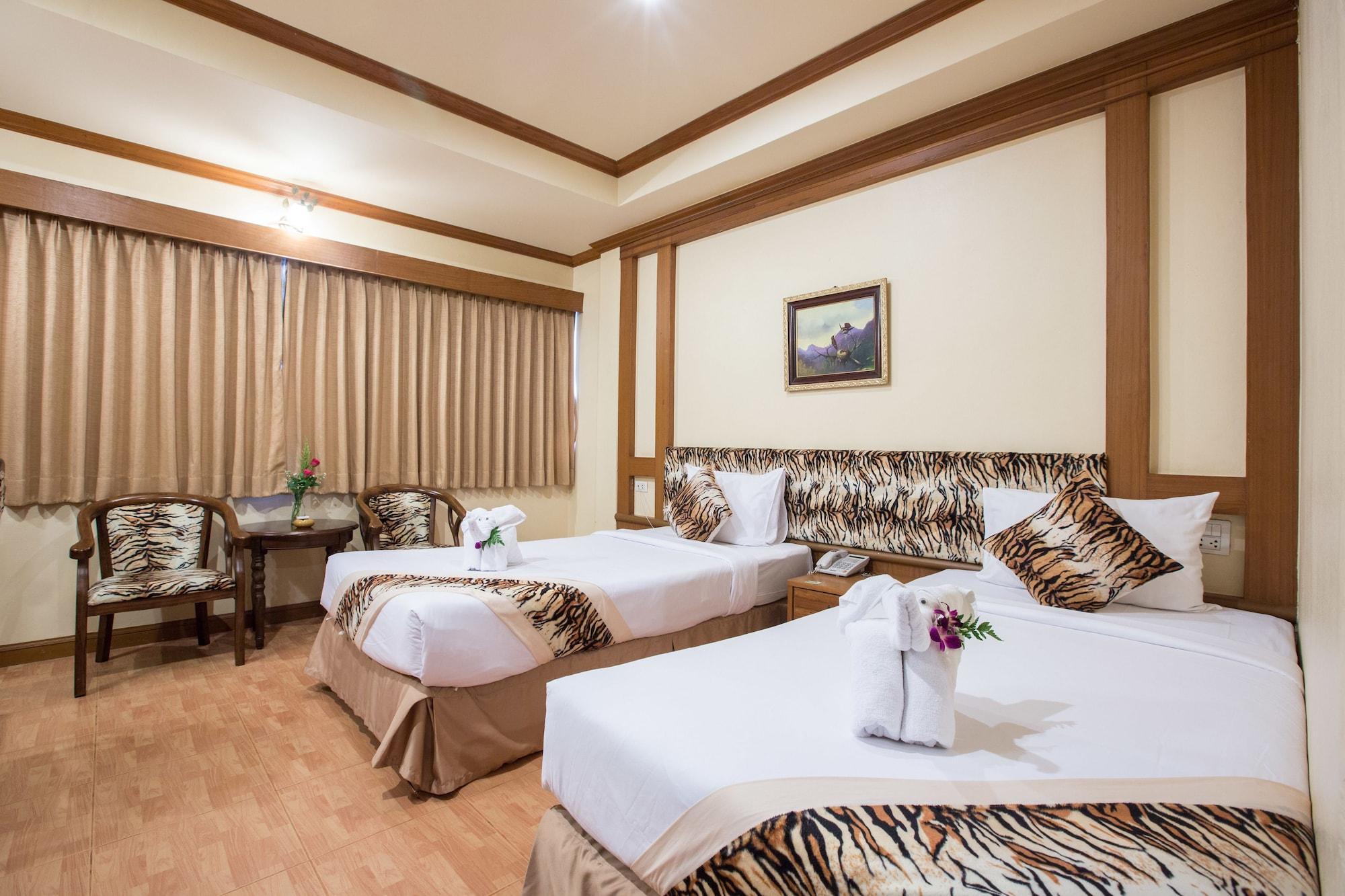 Tiger Inn Patong Exterior photo