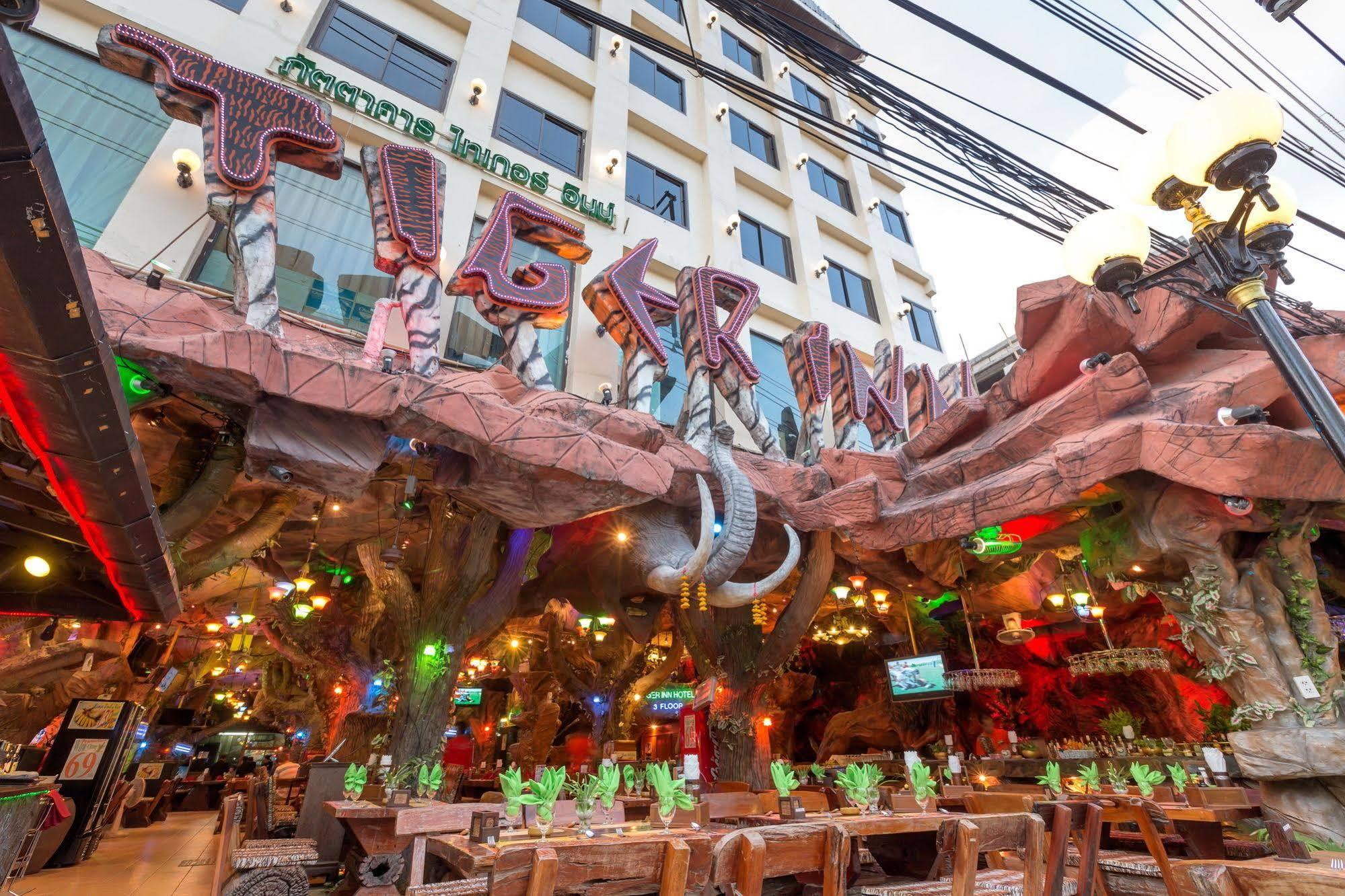 Tiger Inn Patong Exterior photo